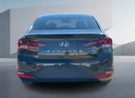 2020 Hyundai Elantra SE 6AT